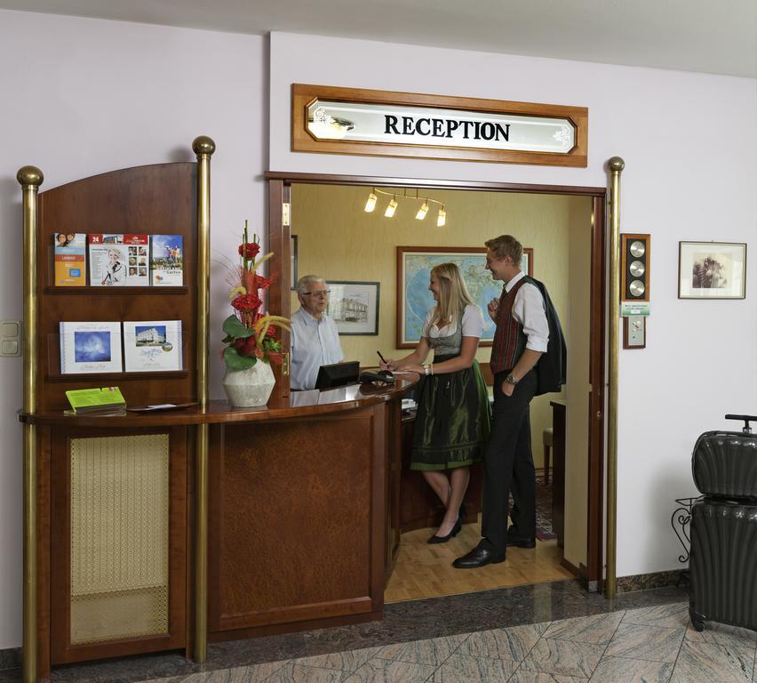Hotel Hallerhof باد هول المظهر الخارجي الصورة